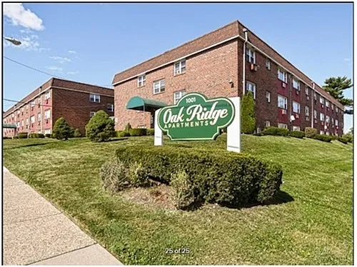 Oak Ridge Apartments Photo 1