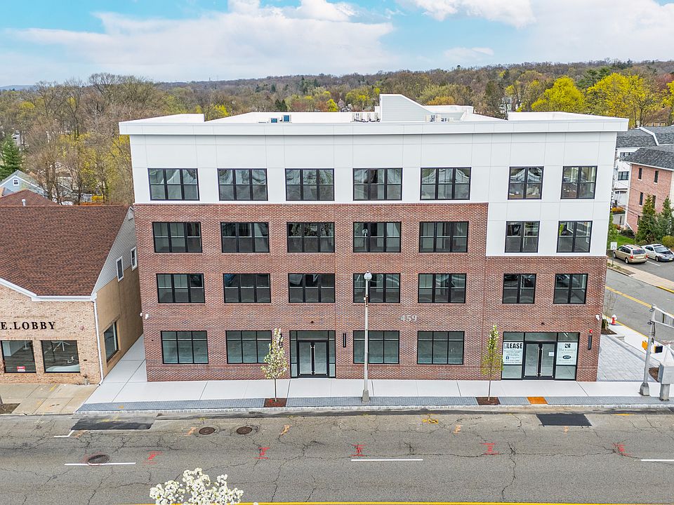 1st image of 459 Bloomfield Ave #309