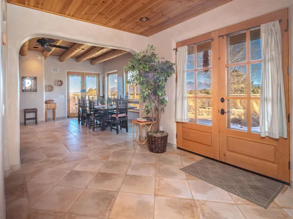 98 Calle Mirador, Ranchos De Taos, NM 87557