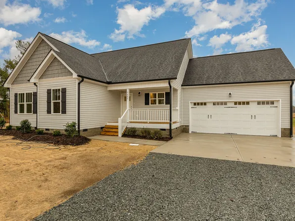 7882 State Highway 27 E, Coats, NC 27521