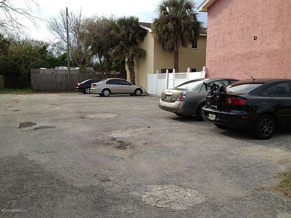 3rd image of 1402 4th Street S