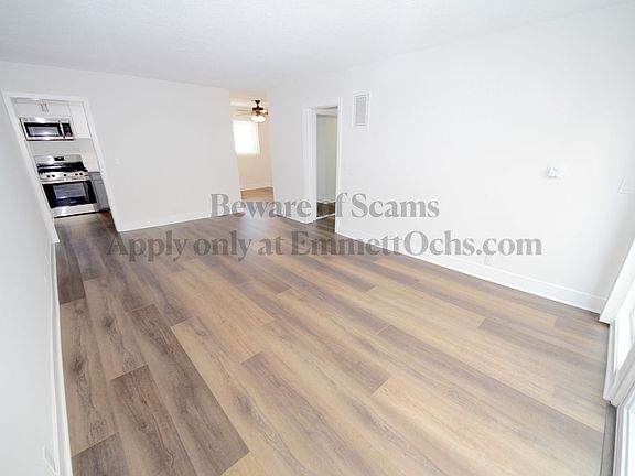 4th image of 3252 Overland Ave APT 12