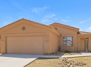 306 E Calle Cerita, Green Valley, AZ 85614