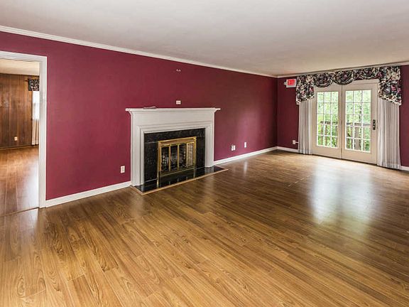 3rd image of 7511 Asheville Hwy