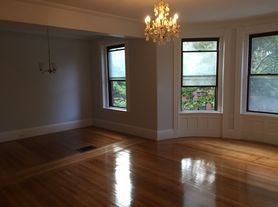 429 Marlborough St