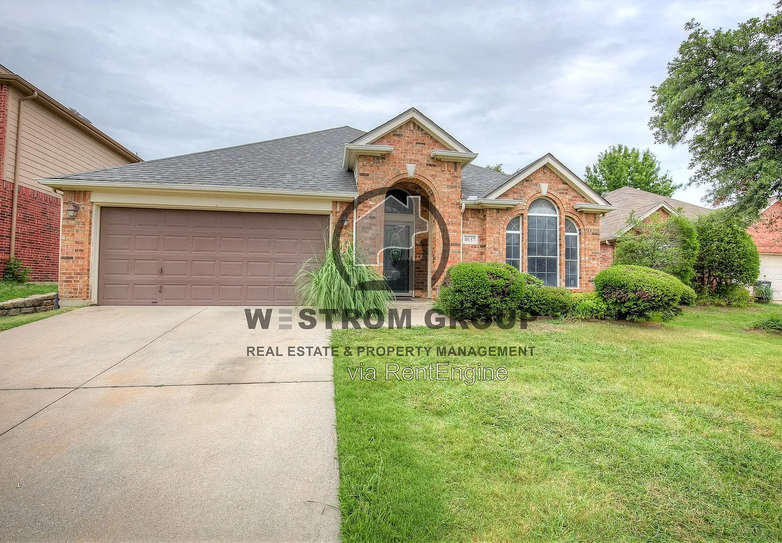 3 bed, 2.0 bath, 1888 sqft, $2,145 — Photo 4