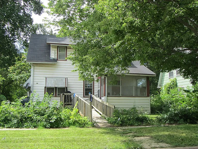 119 Mohawk St — Photo 1