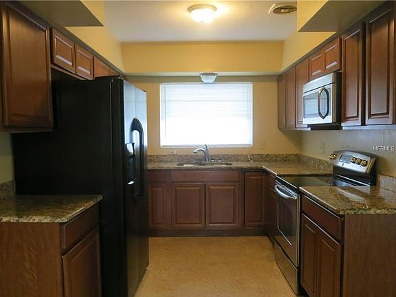 5th image of 1500 N Highland Ave