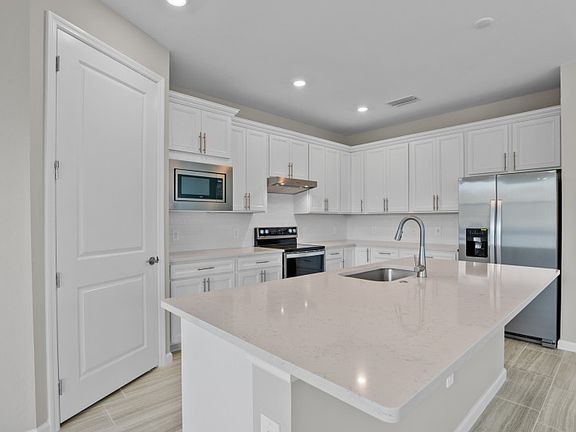 Bright kitchen