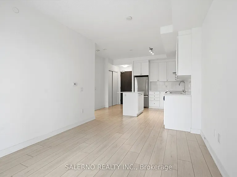 55 Duke St W #329 — Photo 9
