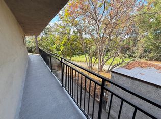 11116 Moorpark St #101, North Hollywood, CA 91602