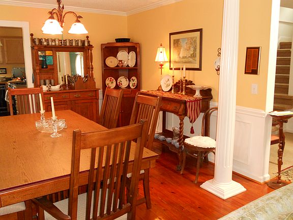Large Formal Dining