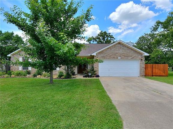 2nd image of 118 Kani Ln