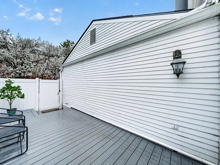 372 W Brown St #3 — Photo 39