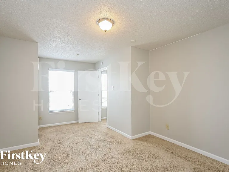 10077 Pine Grove Way — Photo 13