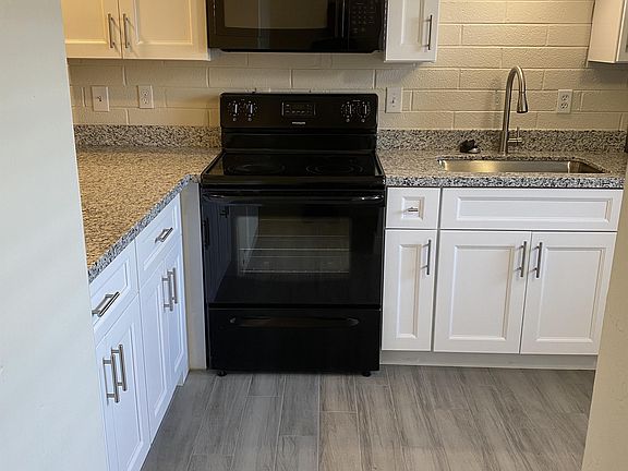 5th image of 819 N Revere #2
