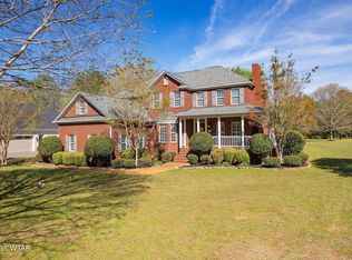 98 Country Run Dr, Medon, TN 38356