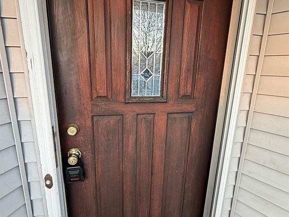 4th image of 55 Sandhill Rd