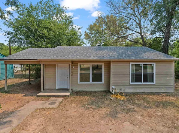 3054 Letourneau Dr, Longview, TX 75602