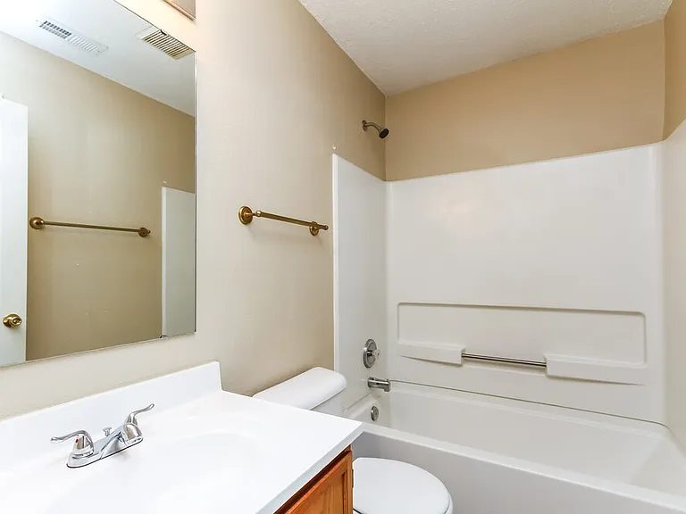 1178 Kenwood Dr — Photo 14