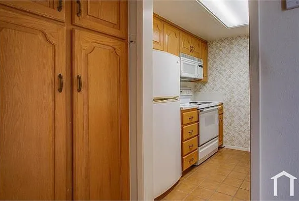 12806 Midway Rd #2020 — Photo 15