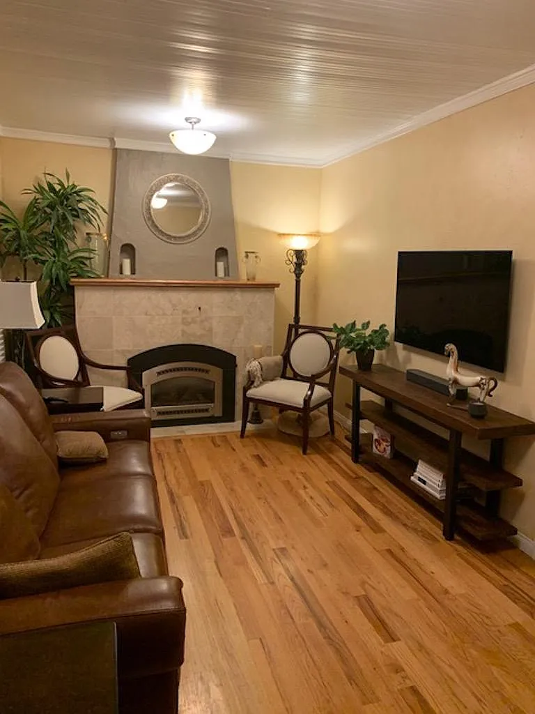 781 Peach St — Photo 3