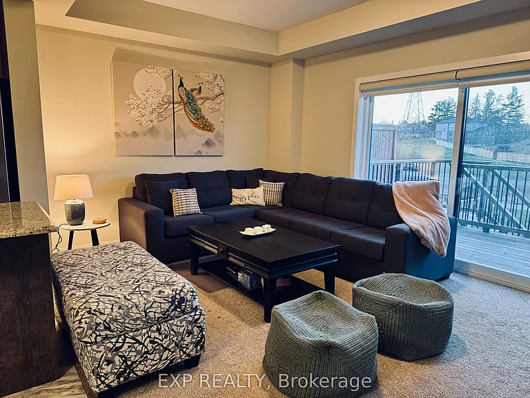 897 Robert Ferrie Dr — Photo 4