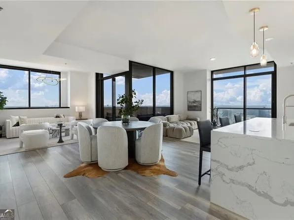 270 17th St NW Unit 4102, Atlanta, GA 30363