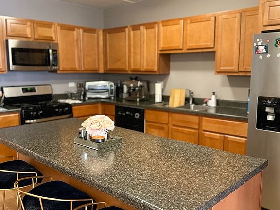 3rd image of 4811 N Olcott Ave Unit 214