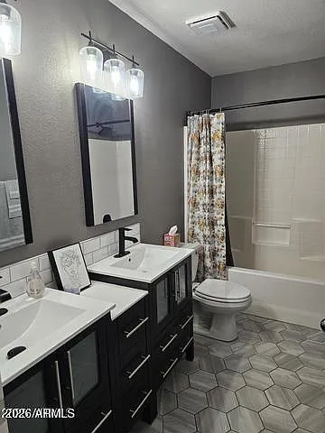3325 E Ford Ave — Photo 4