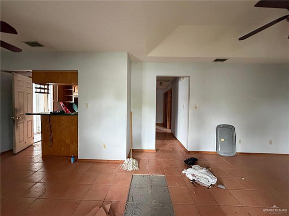 4th image of 1302 Sago Palm St