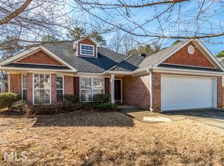 2118 Wildcat Cliffs Ln, Lawrenceville, GA 30043