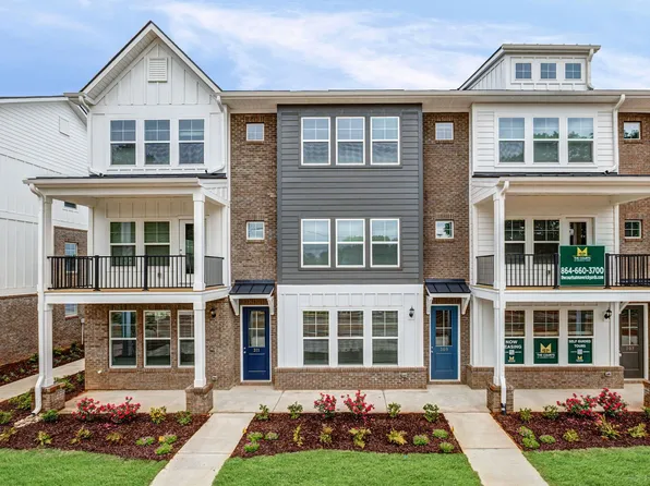 The Courts at Maverick Yards