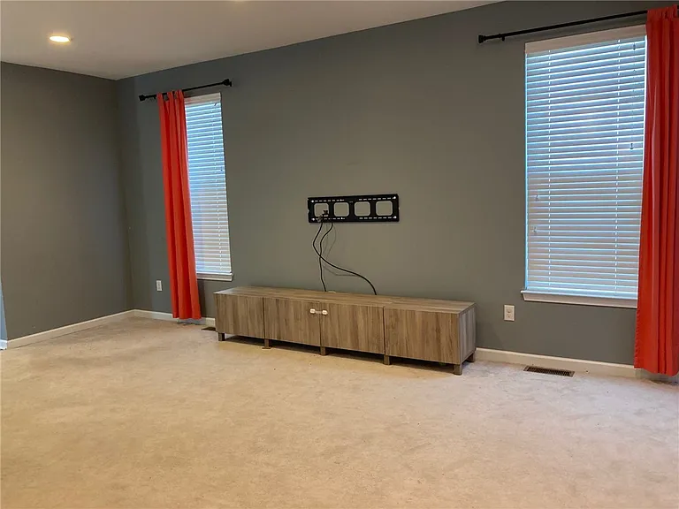 2379 Wheatland Cir — Photo 12