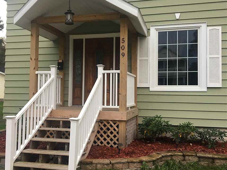 1st image of 509 E A St