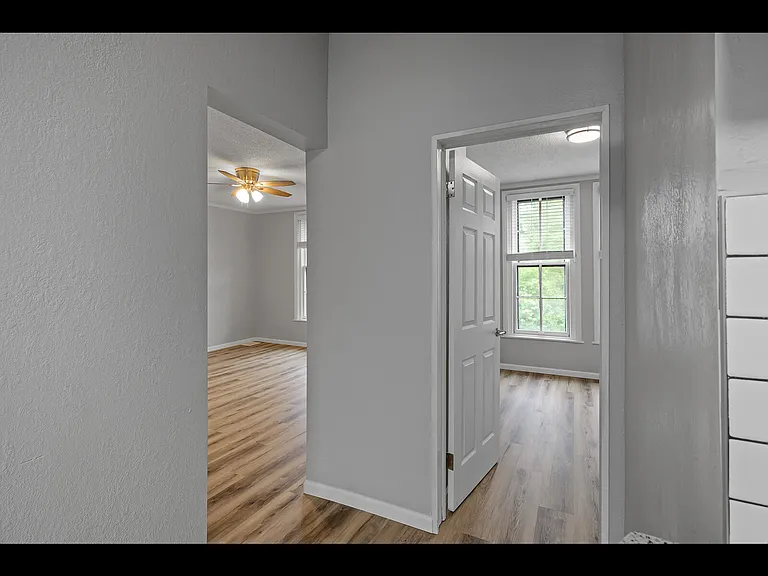745 Margaret St #4 — Photo 31