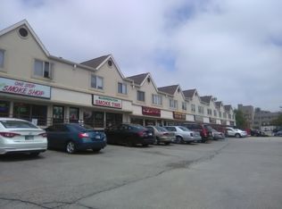 421 E 3rd St APT 212, Bloomington, IN 47401