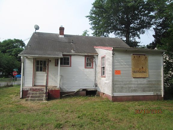 4th image of 2112 Richmond St