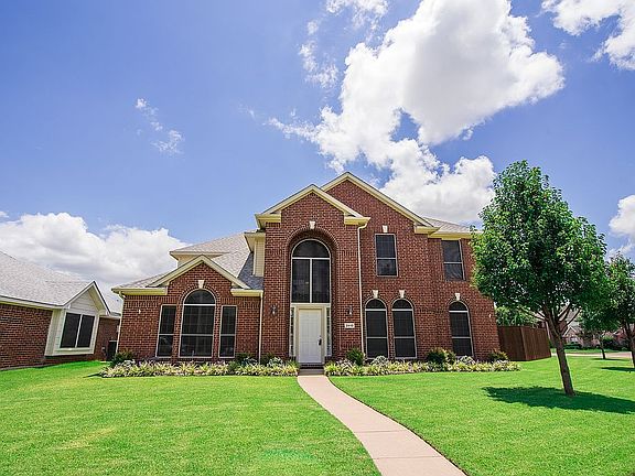 4th image of 2910 Creek Valley Dr