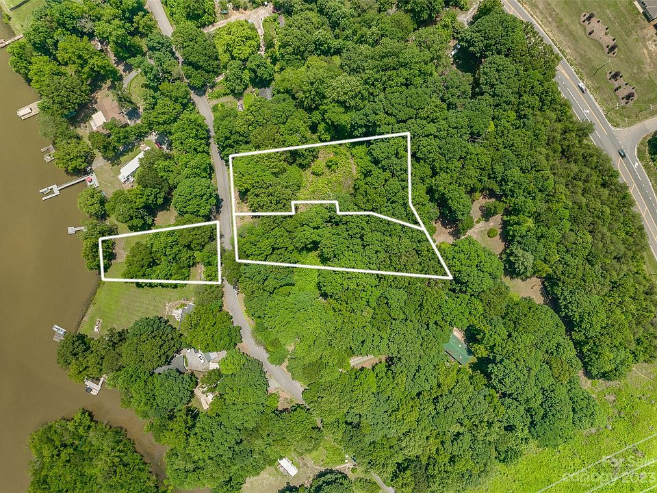 1st image of 6714 Emerald Isle Dr