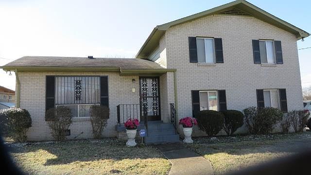 1st image of 3805 Cravath Dr