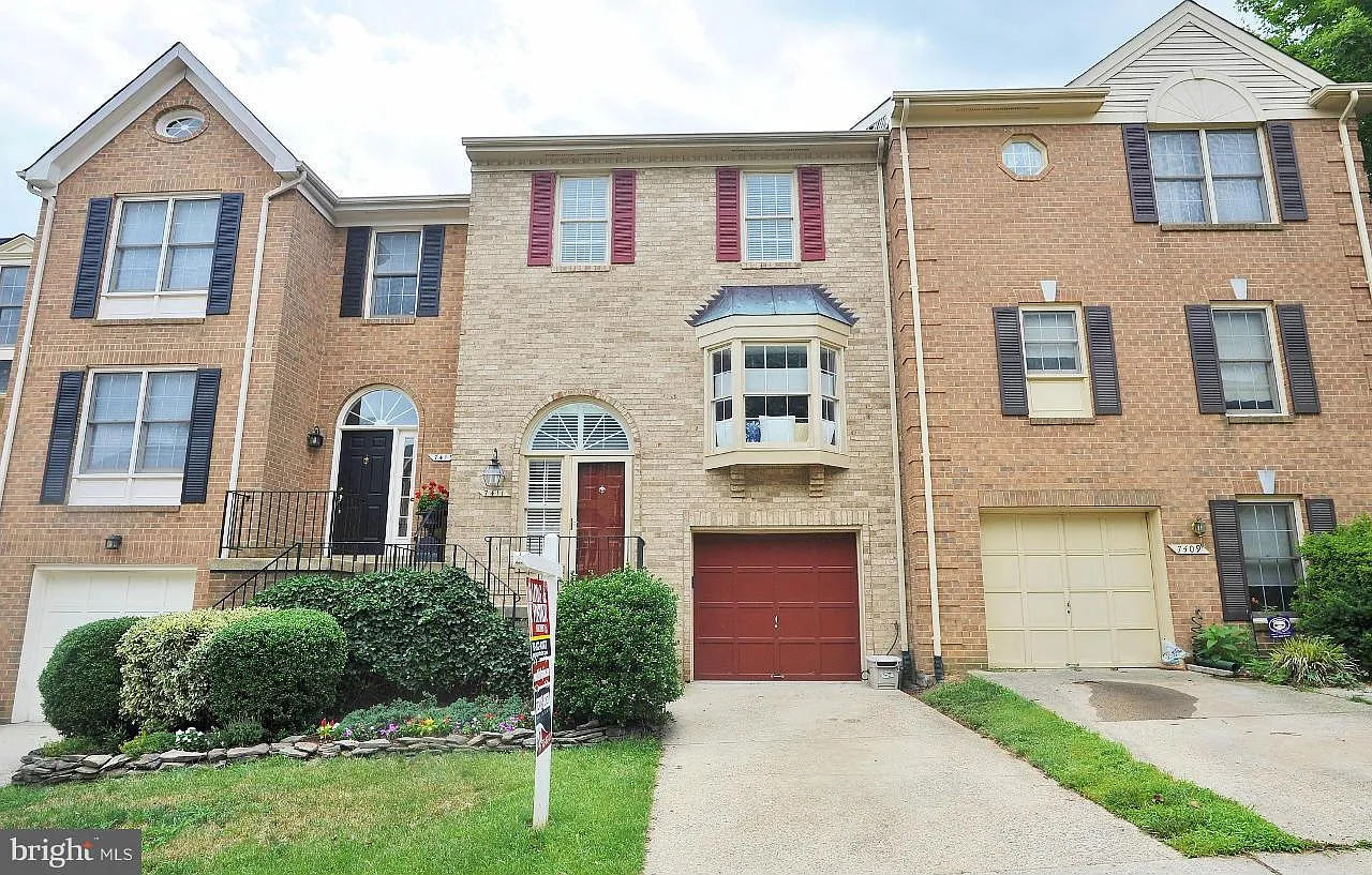 3 bed, 4.0 bath, 2248 sqft, $3,400 — Photo 1