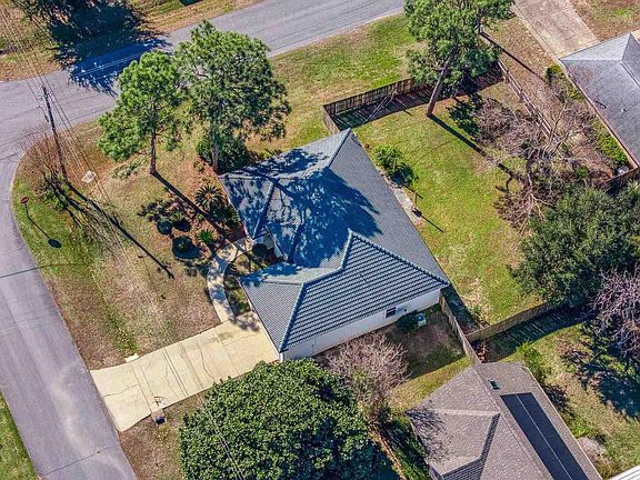 3rd image of 2449 Houston Cir