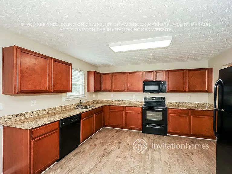 3099 Meadow Point Dr — Photo 8