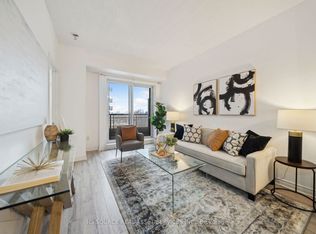 385 Prince Of Wales Dr #321, Mississauga, ON L5B 0C6