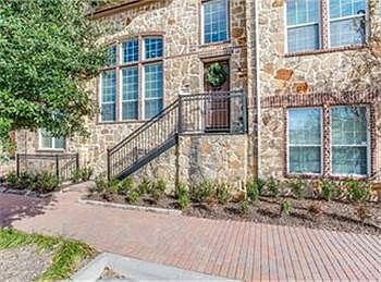 2nd image of 7916 Bishop Rd