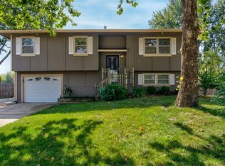 1113 W 3rd Cir, Edgerton, KS 66021