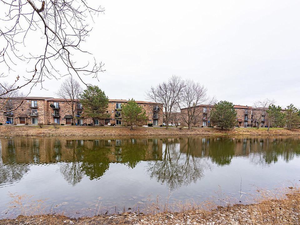1st image of 1515 N Silver Ln APT 3B
