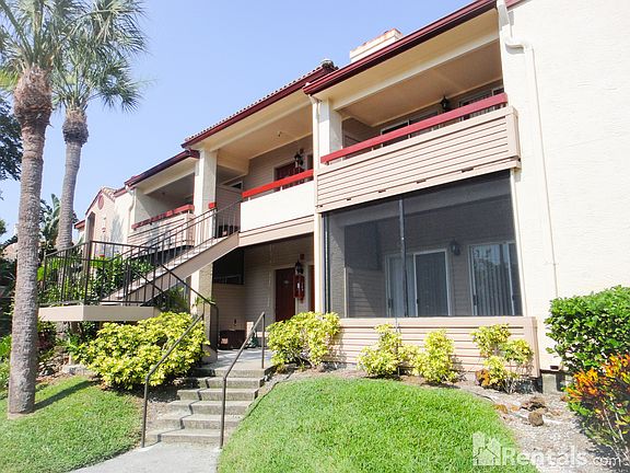 2nd image of 10263 Gandy Blvd N APT 201
