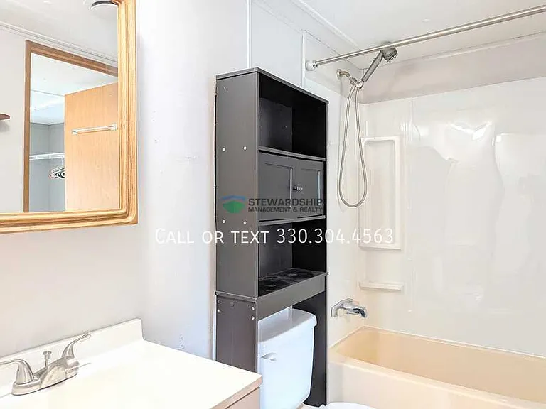 7374 Peabody Kent Rd — Photo 6